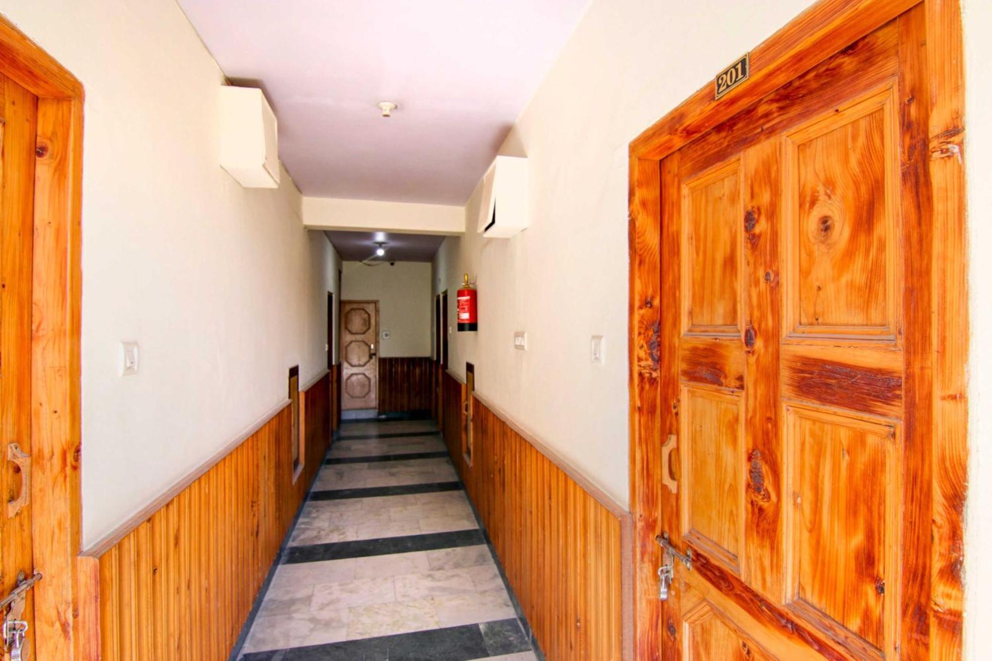 OYO 93154 Hotel Kundan Inn Manāli Exterior foto